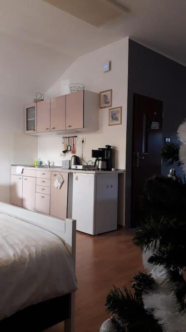 Apartman Lastovicka Stará Lesná Exterior foto